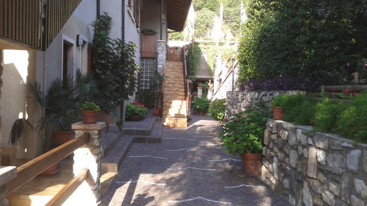 Residence Miravalle Limone sul Garda Eksteriør bilde
